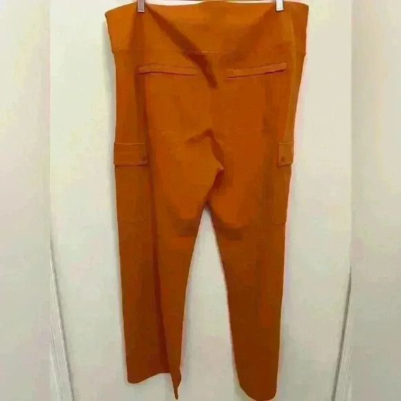 Athleta High-Waisted Flare Cargo Pants in Terracotta Orange Athleisure Style - Picture 5 of 9